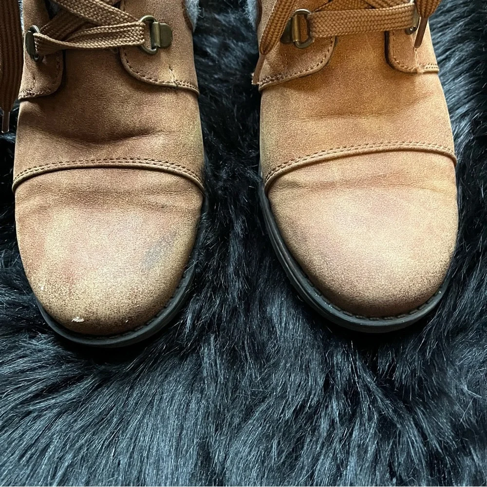 Crown Vintage “Nadia” Ankle Boots - Picture 6 of 10